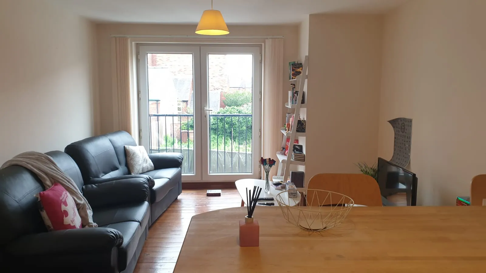 Avondale St // 2 Bed Student Flat // Aug 2026 - Main Image